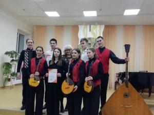 Концерт студентов народного отделения оркестровых струнных инструментов